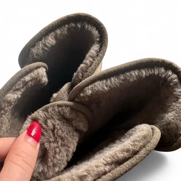 UGG Classic Gray Suede Boots - Picture 5 of 7